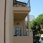 Hermes מלון טיראנה