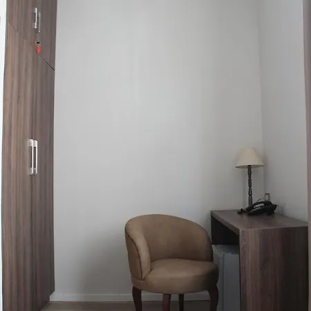 فندق هيرميس 4*